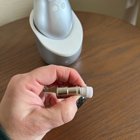 New in Box Macro Exfoliator - Picture 4 of 11